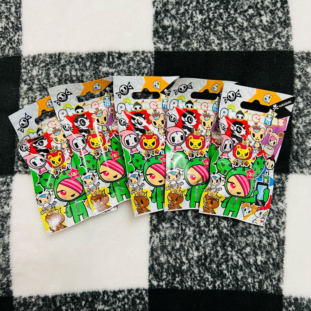 NIB tokidoki phonezies blind bag set of 5